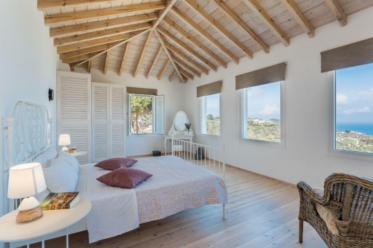 Villa Savvina Skopelos Town